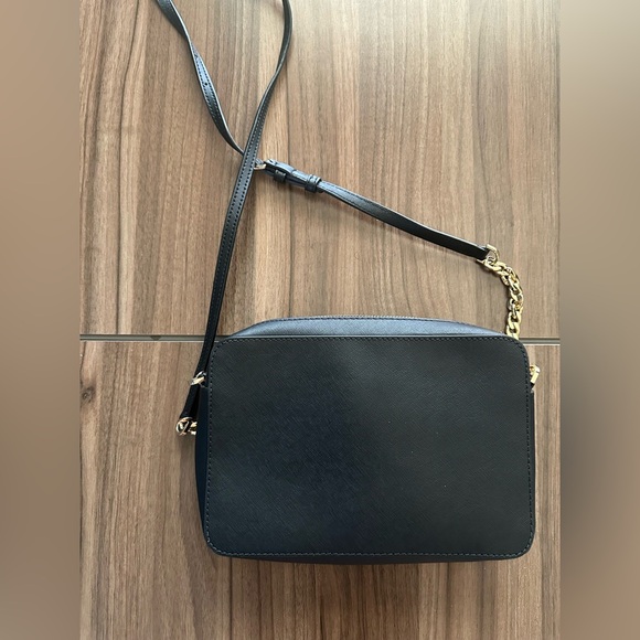 Michael kors black cross body purse with gold accents - Picture 5 of 8